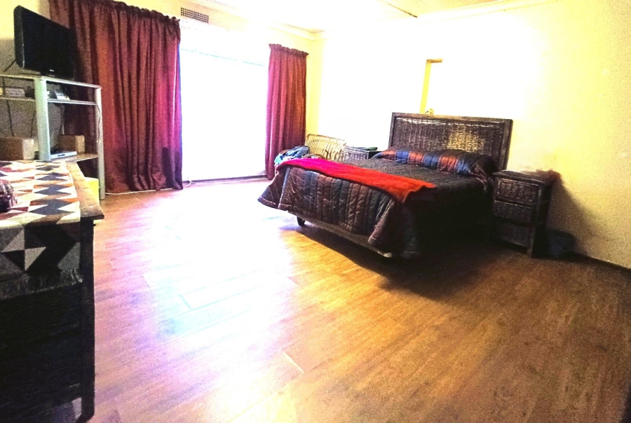 4 Bedroom Property for Sale in Generaal De Wet Free State